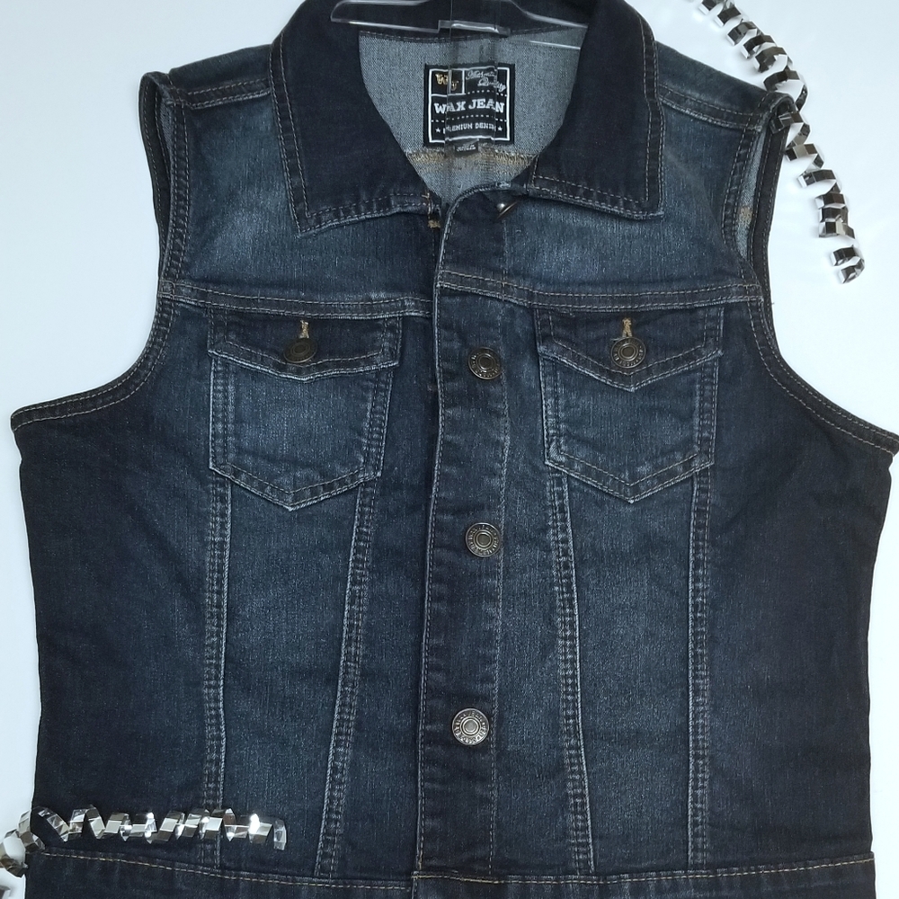 Sleeveless Jean Jacket